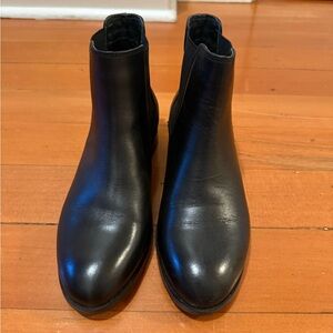 Women Aldo Chelsea Boots